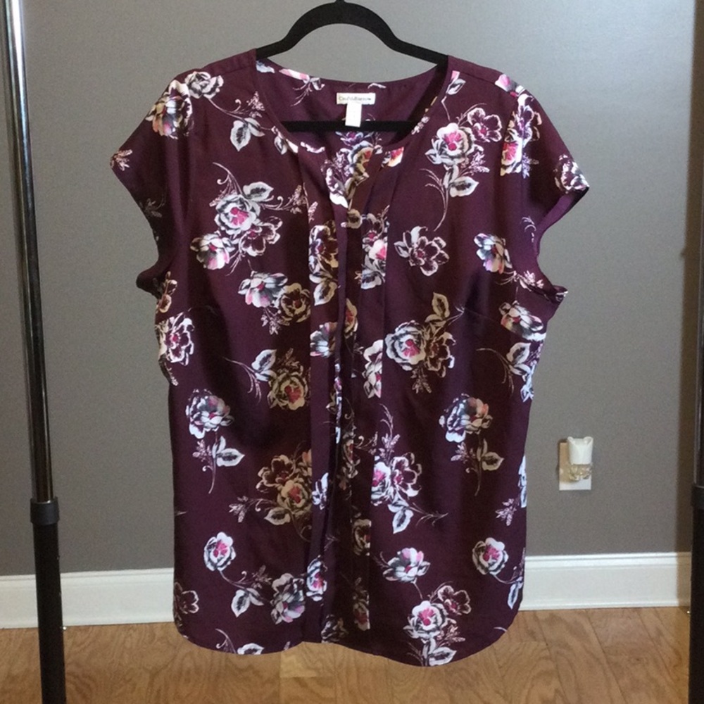 1X Croft & Barrow Women's Floral Split-Neck Blouse - Burgundy